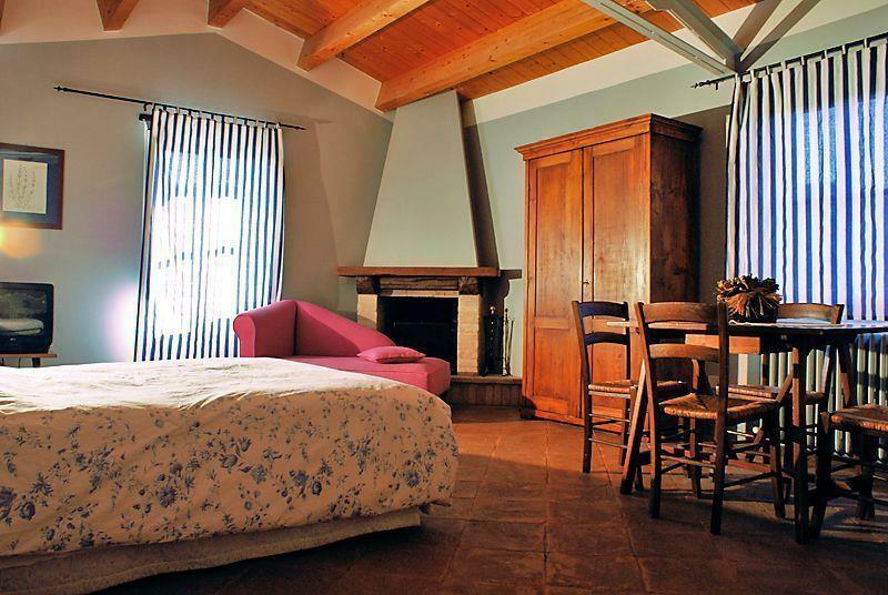 Re Artu Assisi Country Lifestyleアパートホテル エクステリア 写真